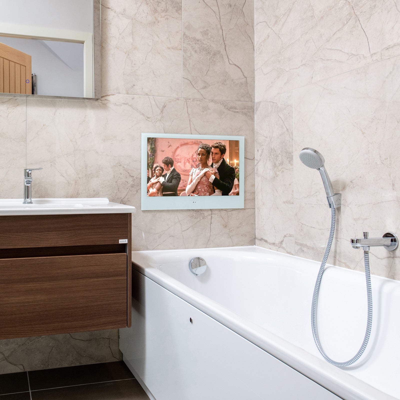 27" Watervue Bathroom TV White webOS